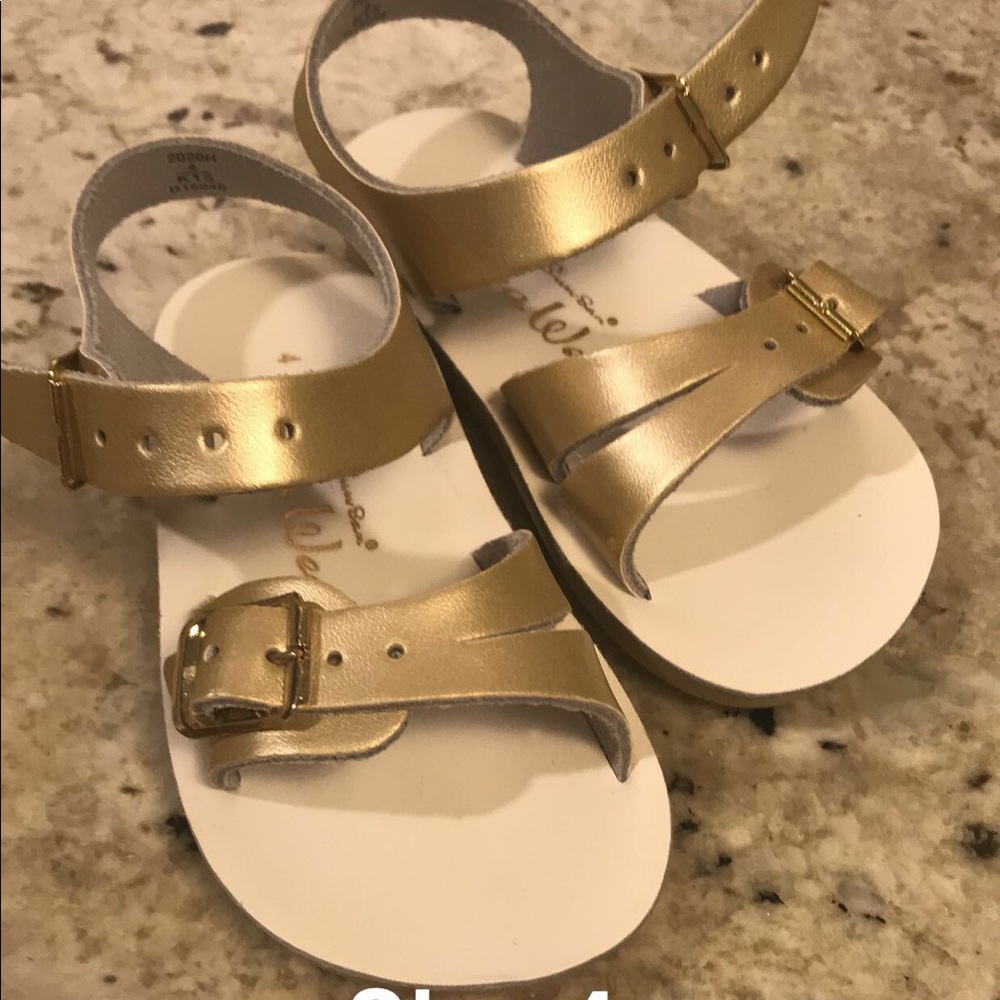 Brand New Saltwater Sandal- size 4